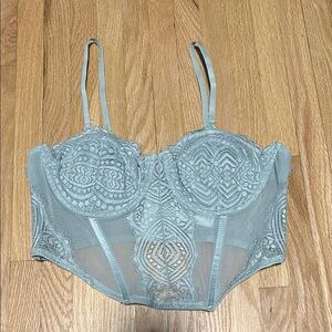 nue Garage sz Small Underwire Bustier Bra